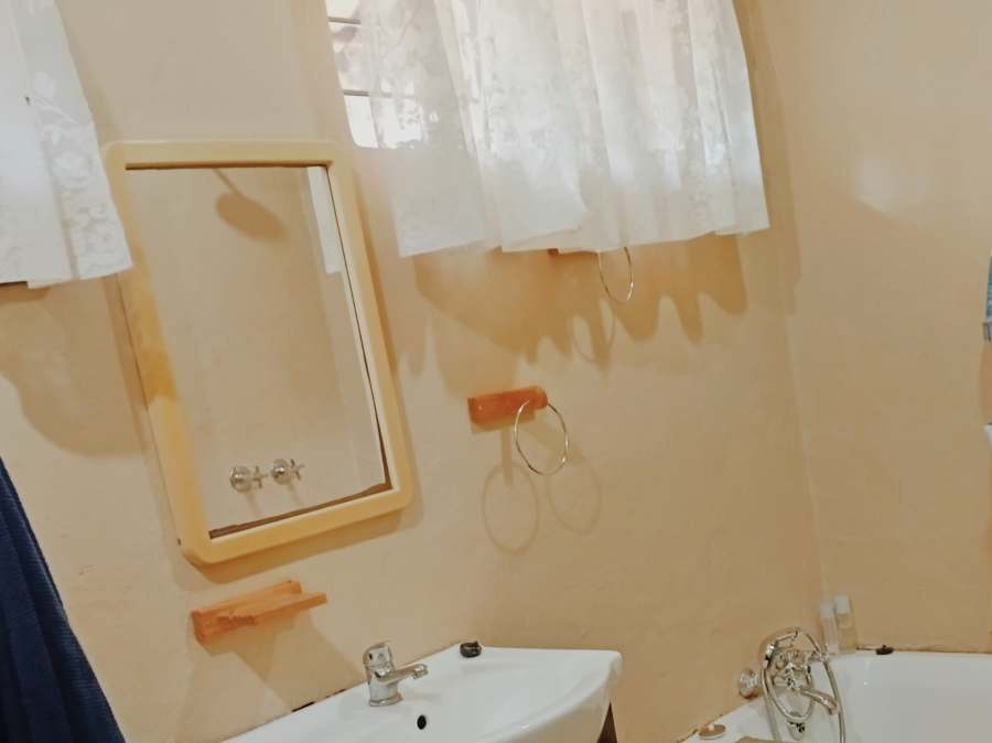 3 Bedroom Property for Sale in Marloth Park Mpumalanga