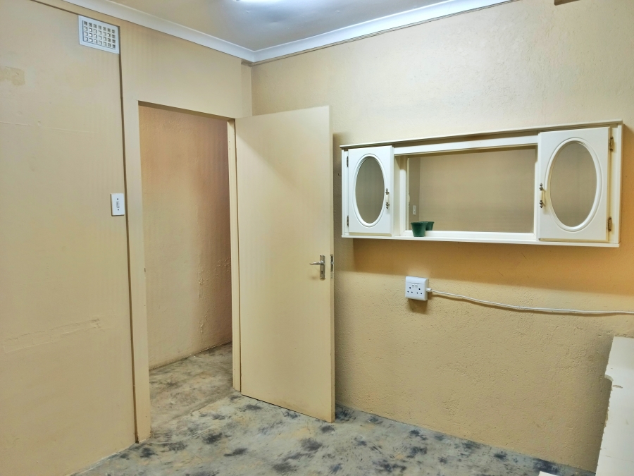 3 Bedroom Property for Sale in Marloth Park Mpumalanga
