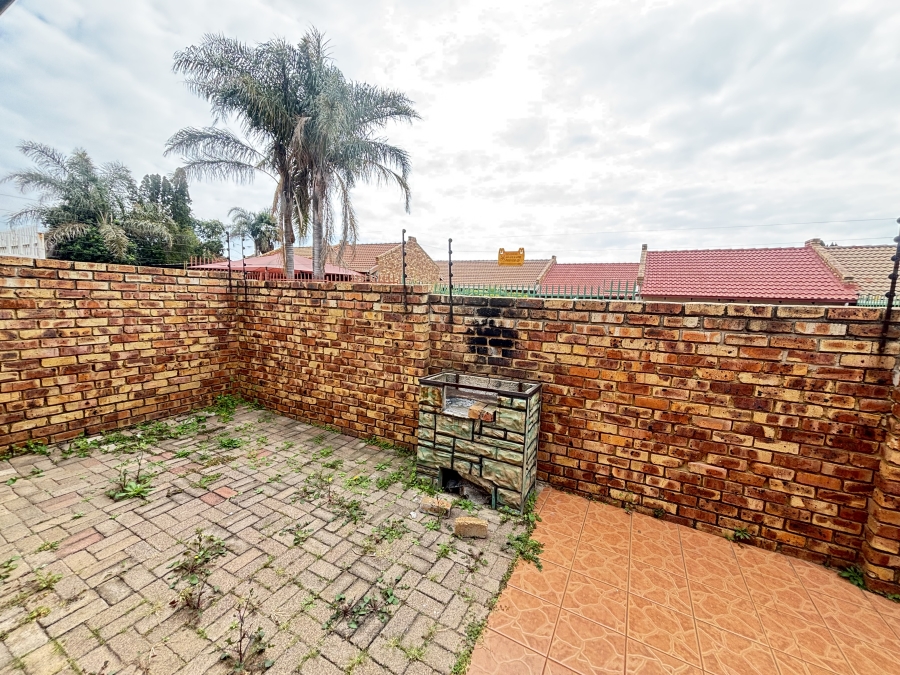 3 Bedroom Property for Sale in Reyno Ridge Mpumalanga