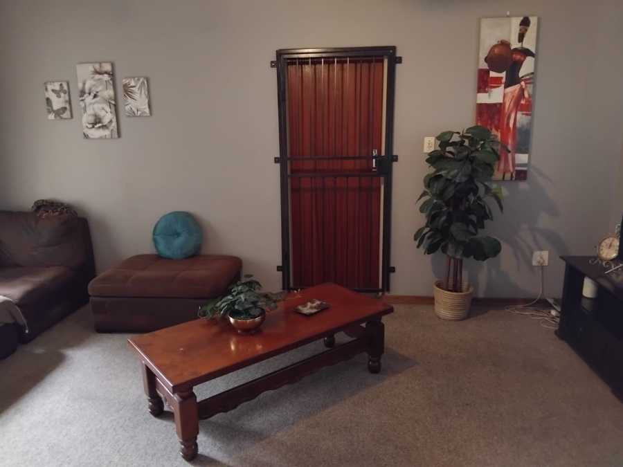 2 Bedroom Property for Sale in Reyno Ridge Mpumalanga