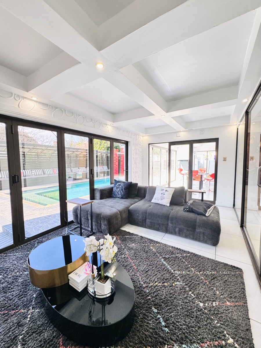 7 Bedroom Property for Sale in Reyno Ridge Mpumalanga
