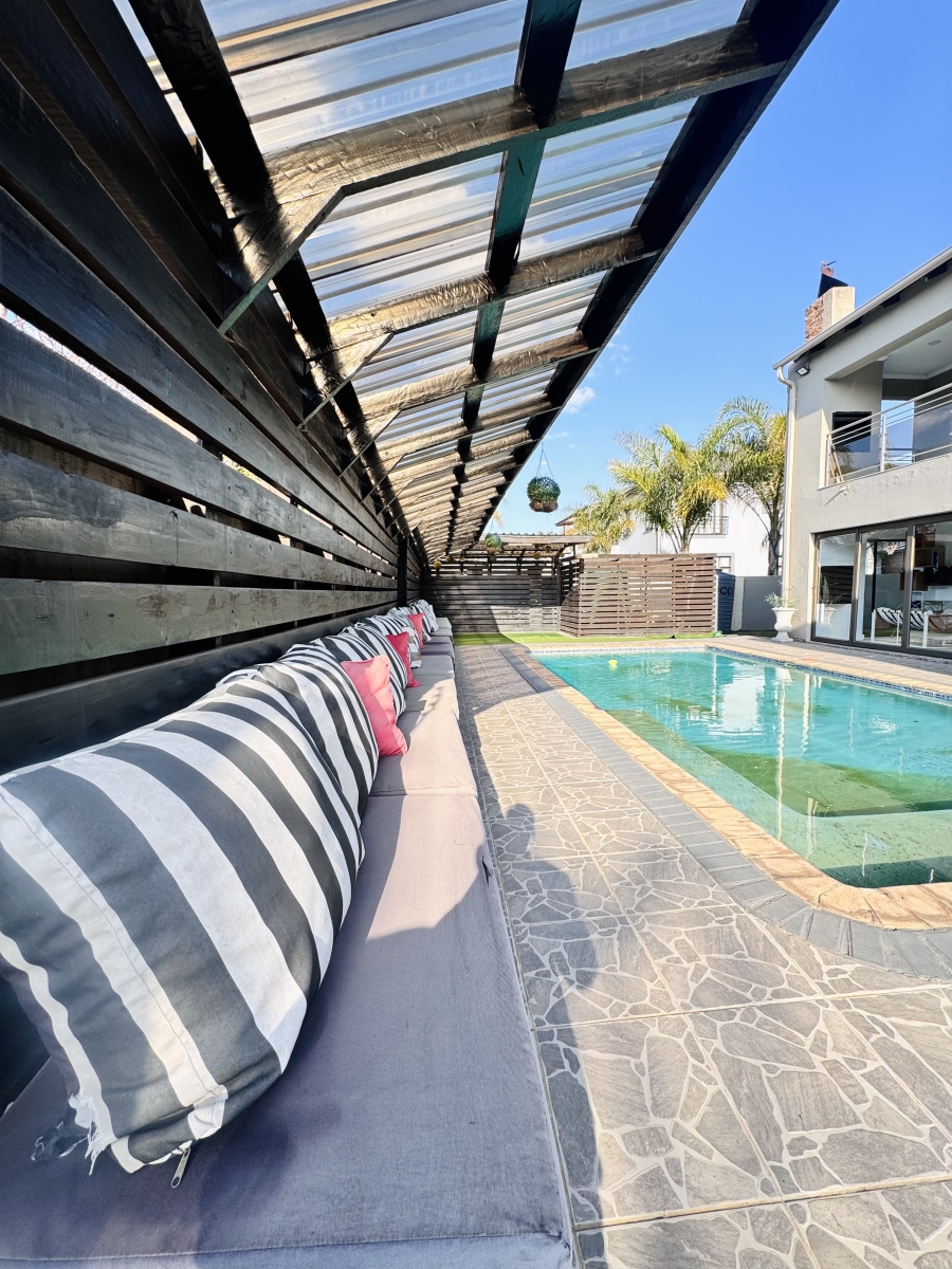 7 Bedroom Property for Sale in Reyno Ridge Mpumalanga