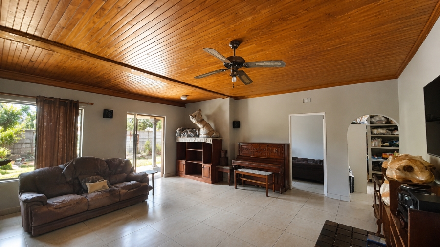 4 Bedroom Property for Sale in West Acres Ext 8 Mpumalanga