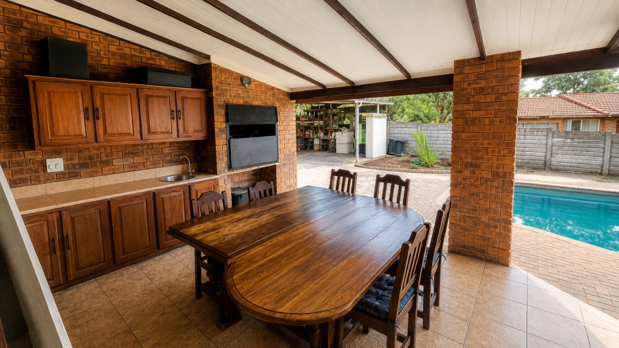 4 Bedroom Property for Sale in West Acres Ext 8 Mpumalanga