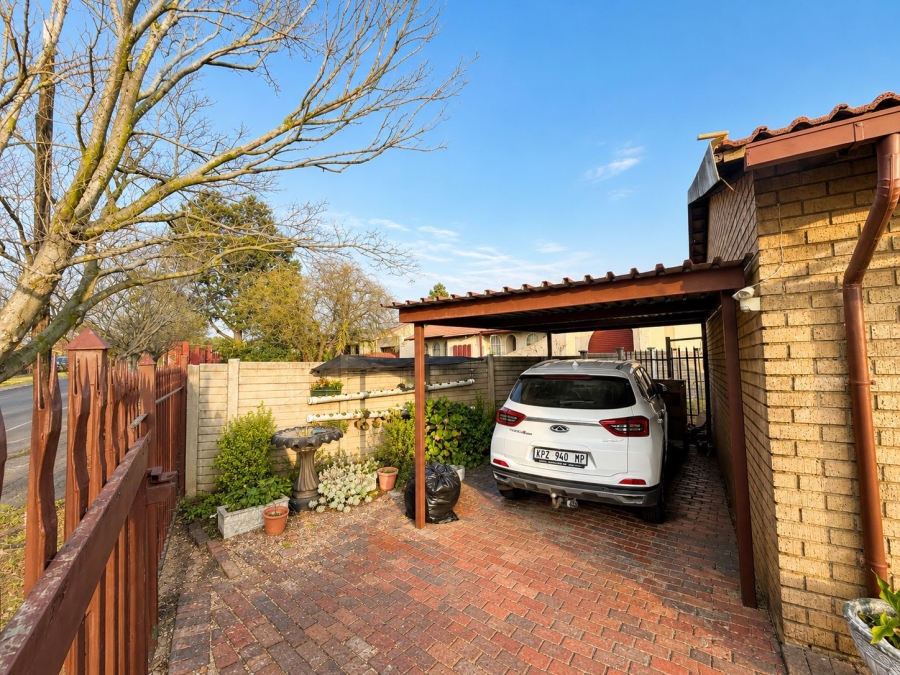 2 Bedroom Property for Sale in Secunda Mpumalanga