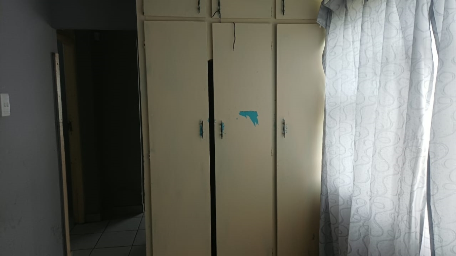 8 Bedroom Property for Sale in De Bruinpark Mpumalanga