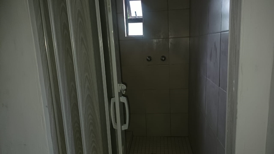 8 Bedroom Property for Sale in De Bruinpark Mpumalanga