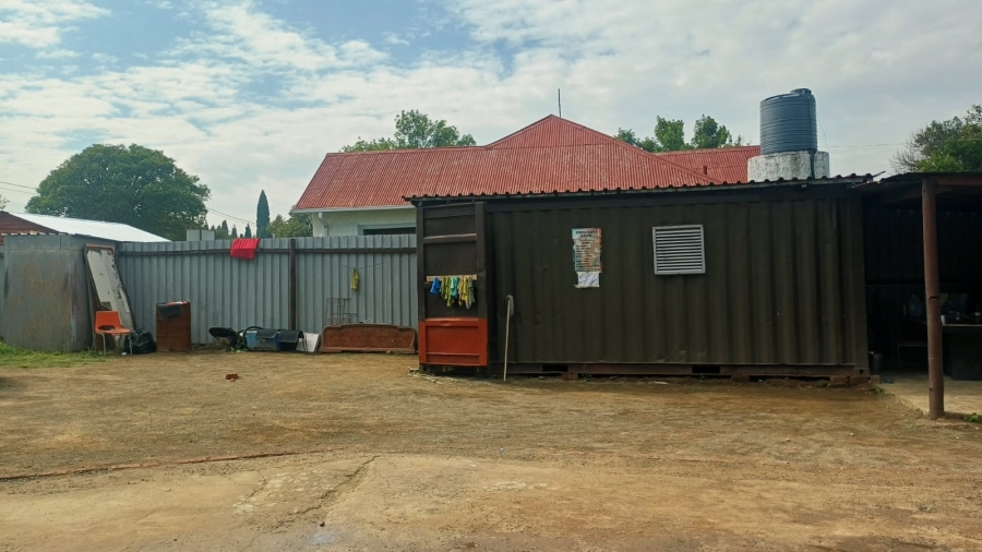 8 Bedroom Property for Sale in De Bruinpark Mpumalanga