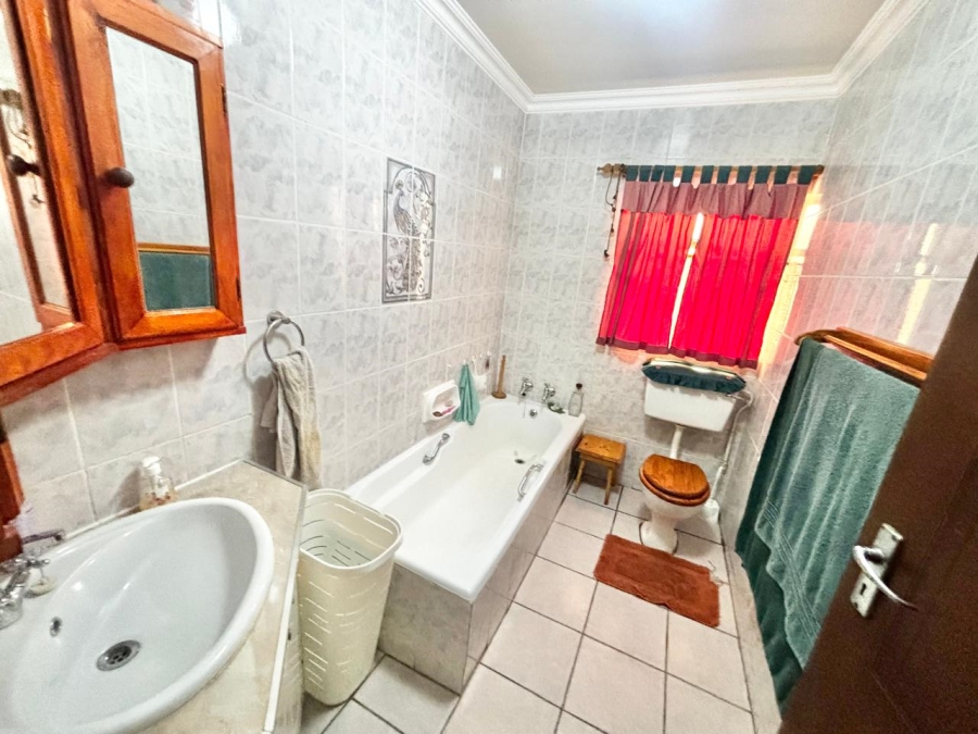 4 Bedroom Property for Sale in Sunset Park Mpumalanga