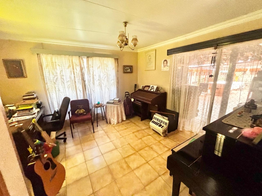 4 Bedroom Property for Sale in Sunset Park Mpumalanga