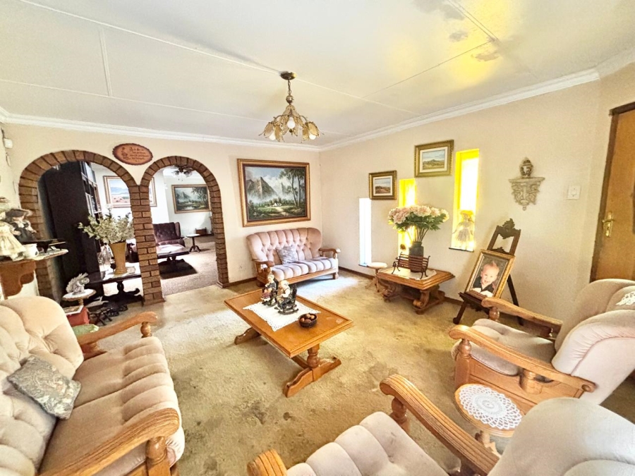 4 Bedroom Property for Sale in Sunset Park Mpumalanga