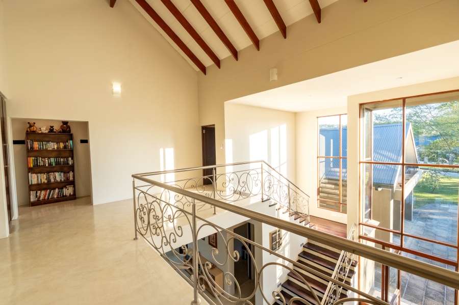 5 Bedroom Property for Sale in The Rest Nature Estate Mpumalanga