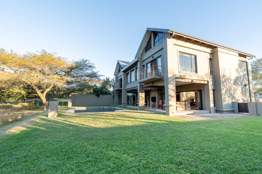 5 Bedroom Property for Sale in The Rest Nature Estate Mpumalanga