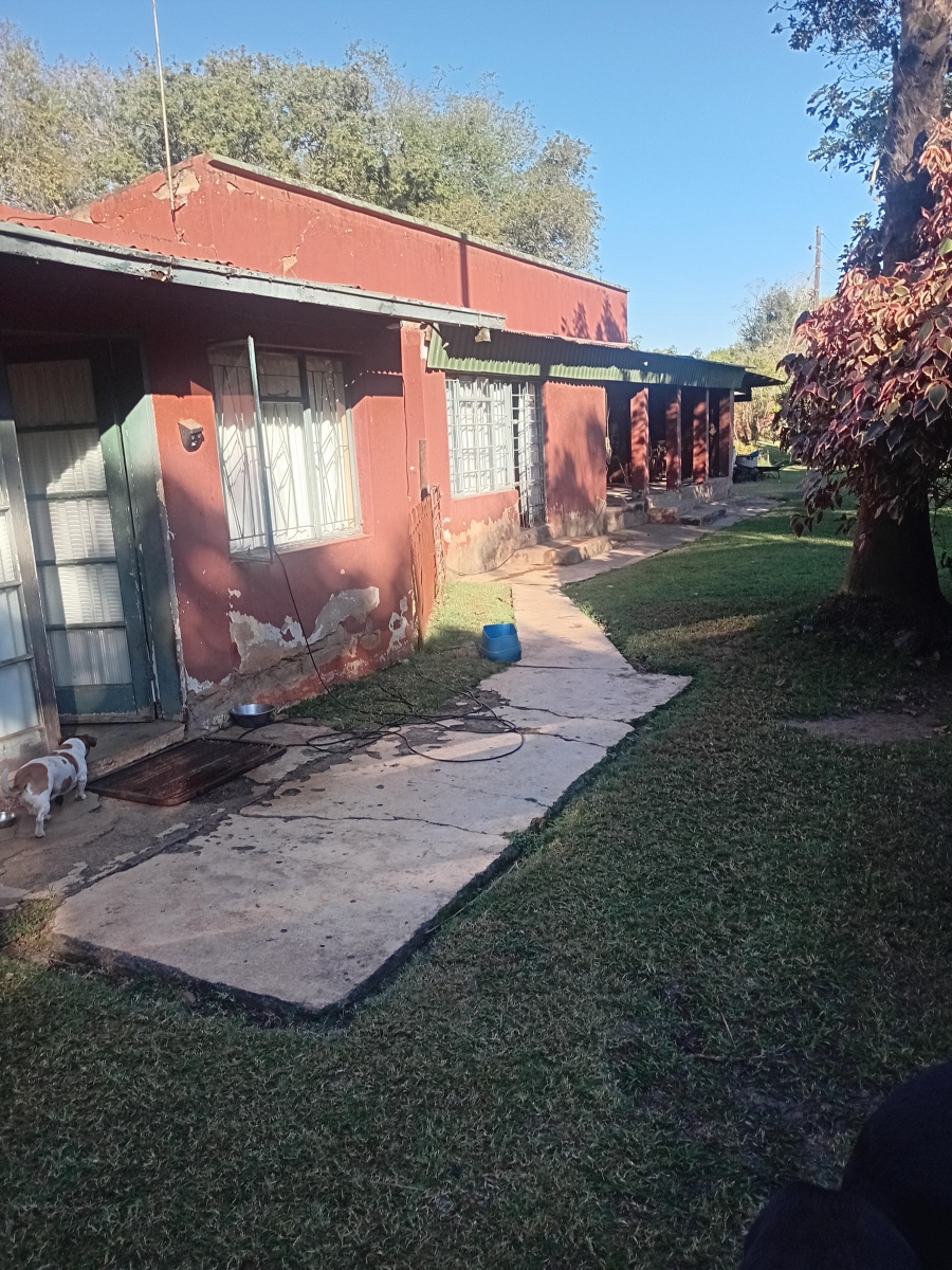 3 Bedroom Property for Sale in Louws Creek Mpumalanga