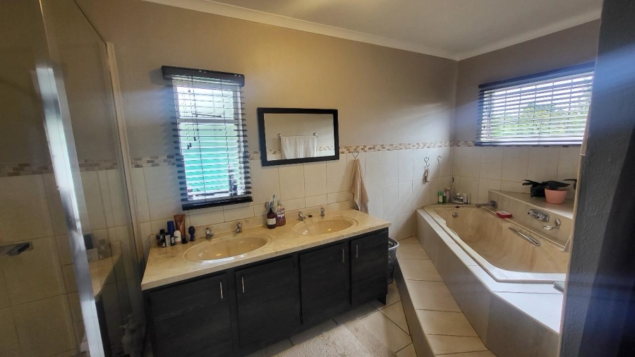 4 Bedroom Property for Sale in Secunda Mpumalanga