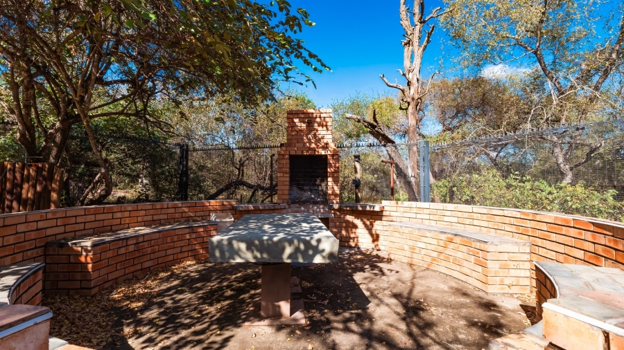 3 Bedroom Property for Sale in Marloth Park Mpumalanga