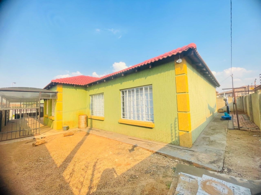3 Bedroom Property for Sale in Mineralia Mpumalanga