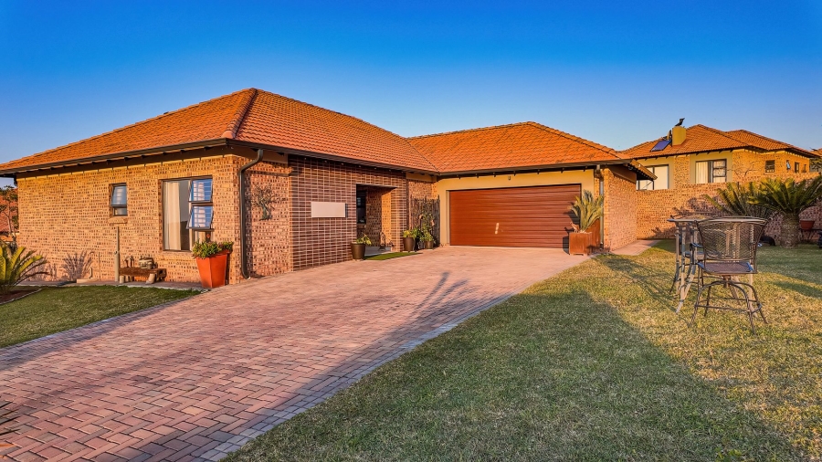3 Bedroom Property for Sale in Bateleur Estate Mpumalanga