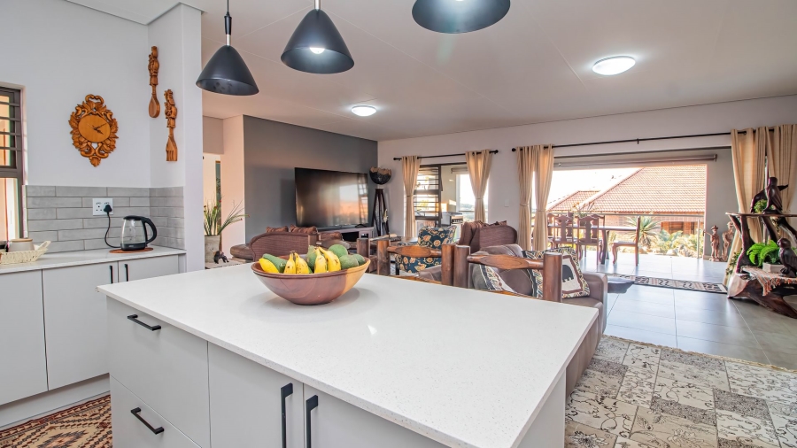 3 Bedroom Property for Sale in Bateleur Estate Mpumalanga