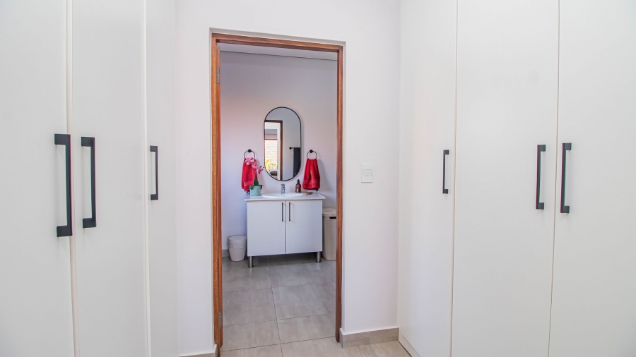 3 Bedroom Property for Sale in Bateleur Estate Mpumalanga