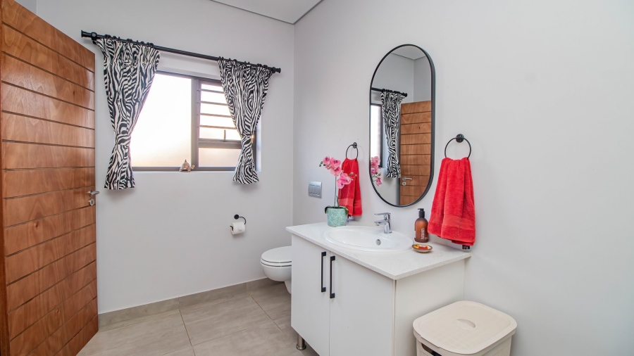 3 Bedroom Property for Sale in Bateleur Estate Mpumalanga