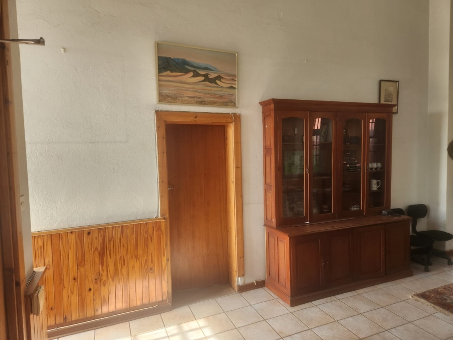 6 Bedroom Property for Sale in Barberton Mpumalanga