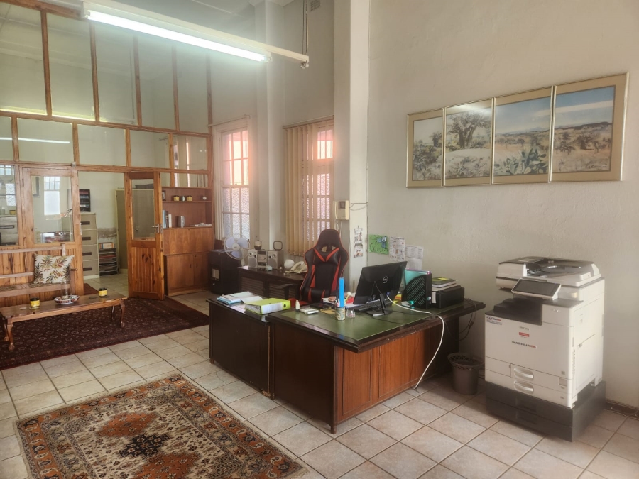 6 Bedroom Property for Sale in Barberton Mpumalanga