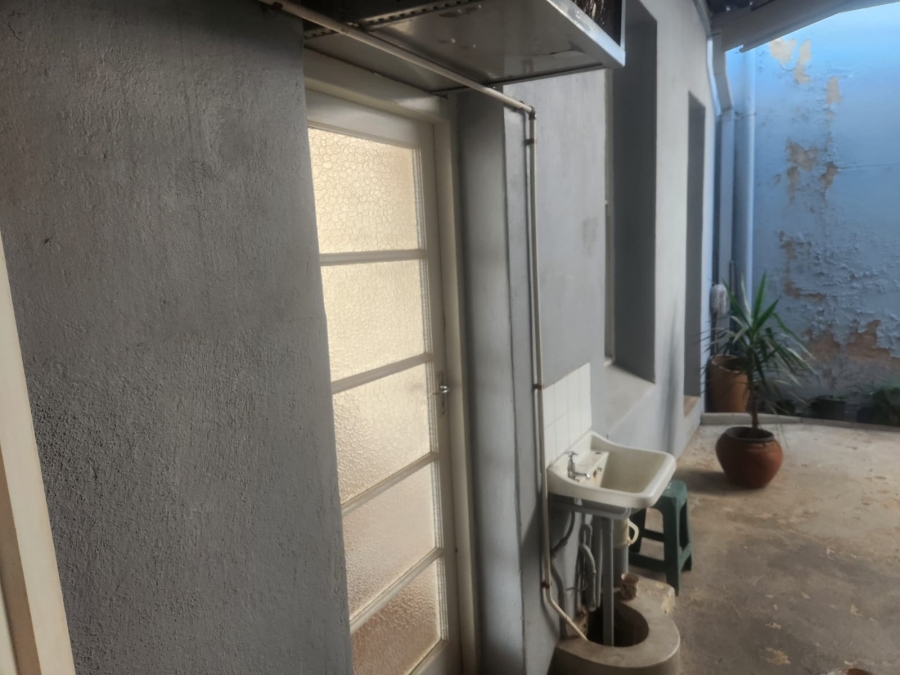 6 Bedroom Property for Sale in Barberton Mpumalanga