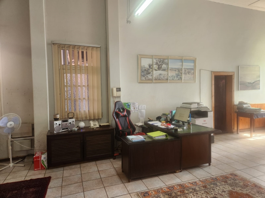 6 Bedroom Property for Sale in Barberton Mpumalanga