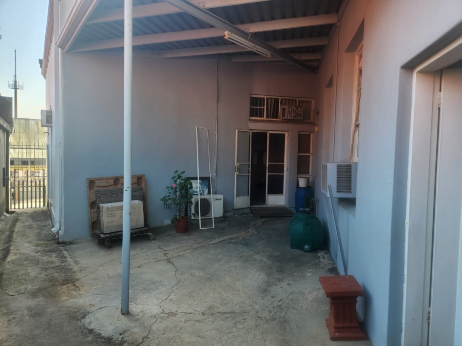 6 Bedroom Property for Sale in Barberton Mpumalanga