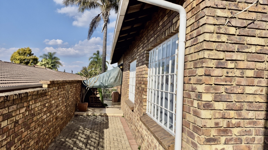 4 Bedroom Property for Sale in Die Heuwel Mpumalanga