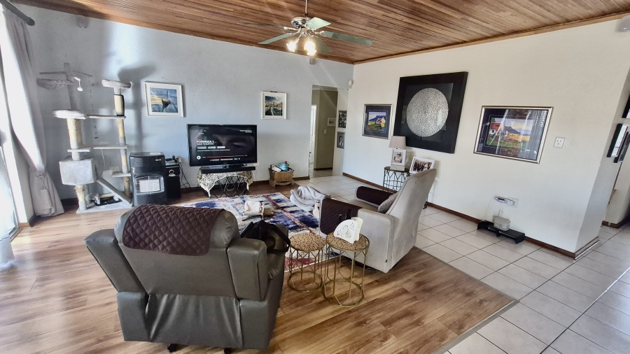 4 Bedroom Property for Sale in Die Heuwel Mpumalanga