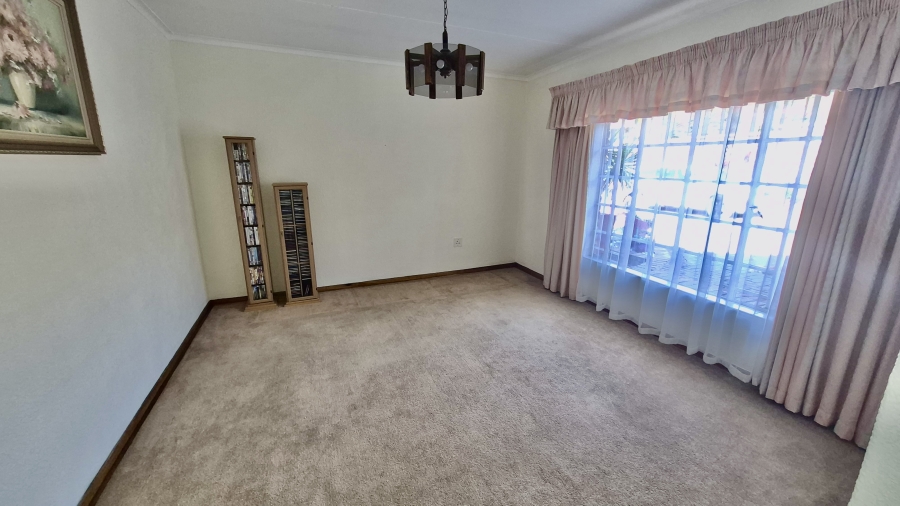 4 Bedroom Property for Sale in Die Heuwel Mpumalanga