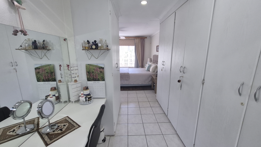 4 Bedroom Property for Sale in Die Heuwel Mpumalanga