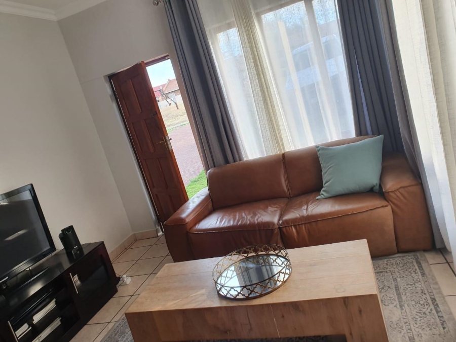 To Let 3 Bedroom Property for Rent in Reyno Ridge Mpumalanga