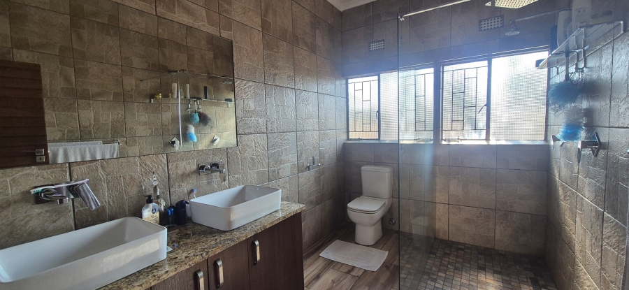 4 Bedroom Property for Sale in West Acres Mpumalanga