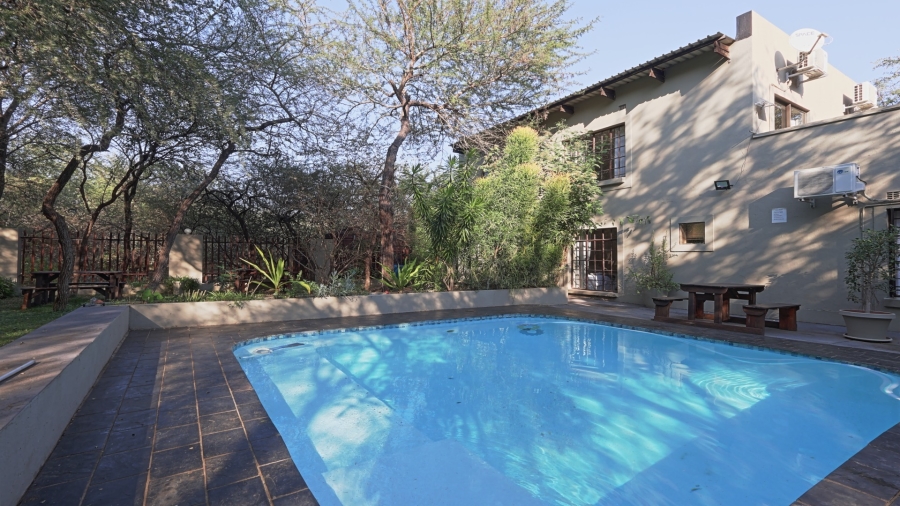 6 Bedroom Property for Sale in Marloth Park Mpumalanga
