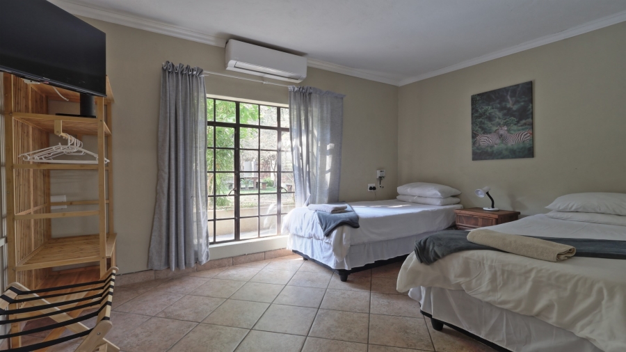 6 Bedroom Property for Sale in Marloth Park Mpumalanga