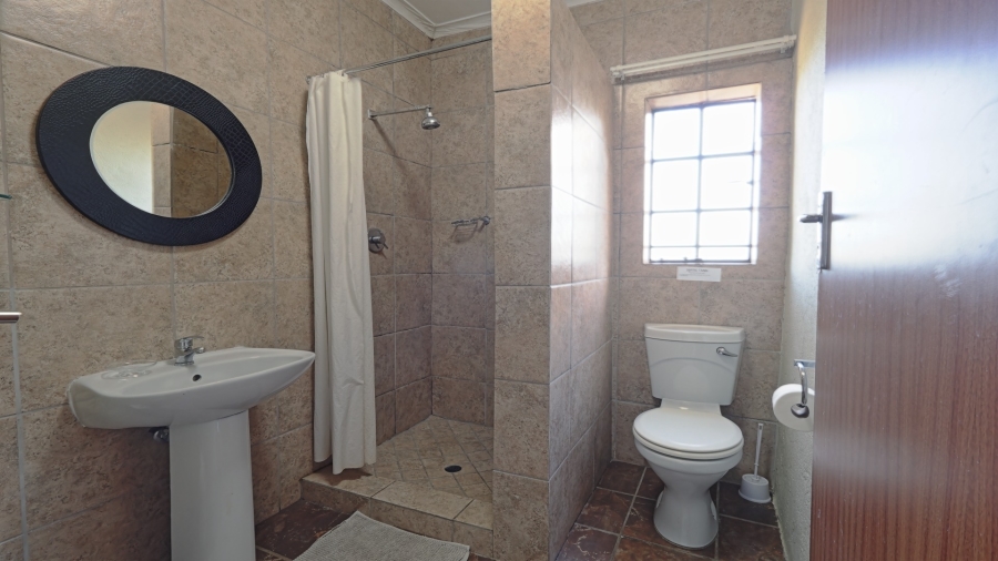 6 Bedroom Property for Sale in Marloth Park Mpumalanga