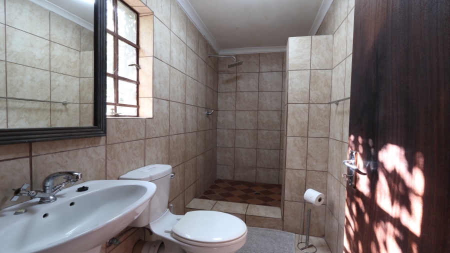 6 Bedroom Property for Sale in Marloth Park Mpumalanga
