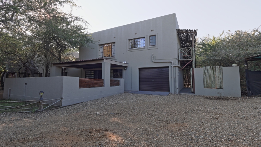 6 Bedroom Property for Sale in Marloth Park Mpumalanga