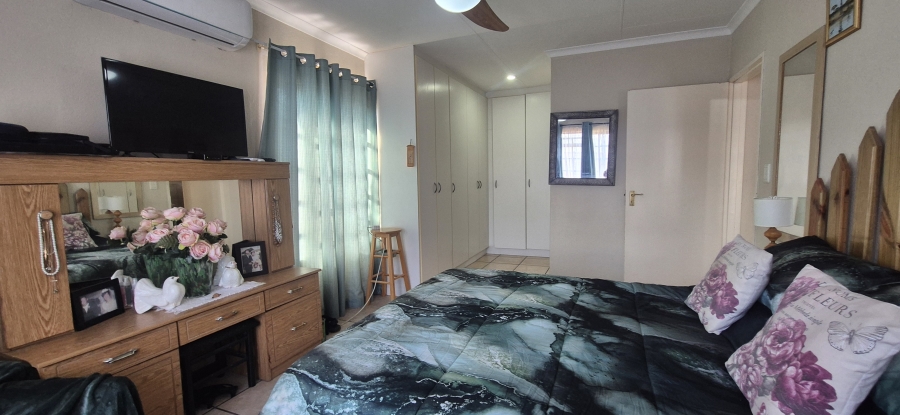 2 Bedroom Property for Sale in West Acres Mpumalanga