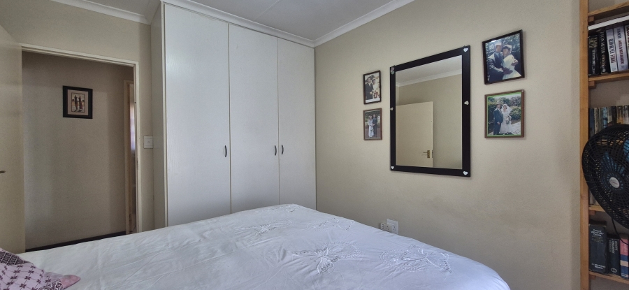 2 Bedroom Property for Sale in West Acres Mpumalanga