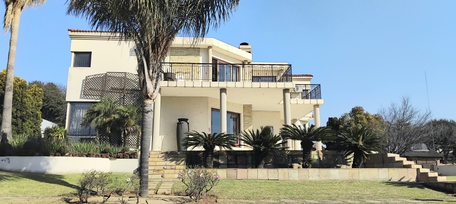 4 Bedroom Property for Sale in Reyno Ridge Mpumalanga