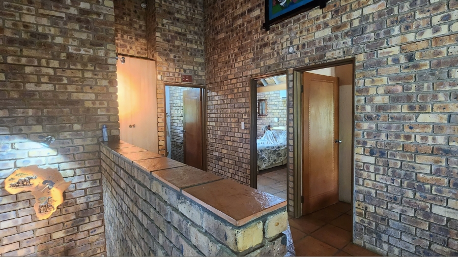 4 Bedroom Property for Sale in Marloth Park Mpumalanga