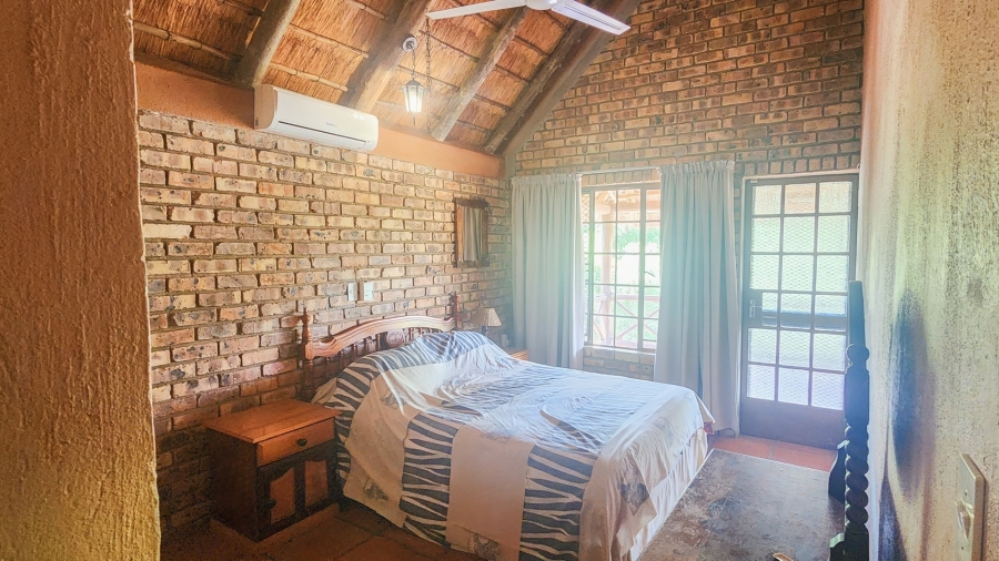 4 Bedroom Property for Sale in Marloth Park Mpumalanga