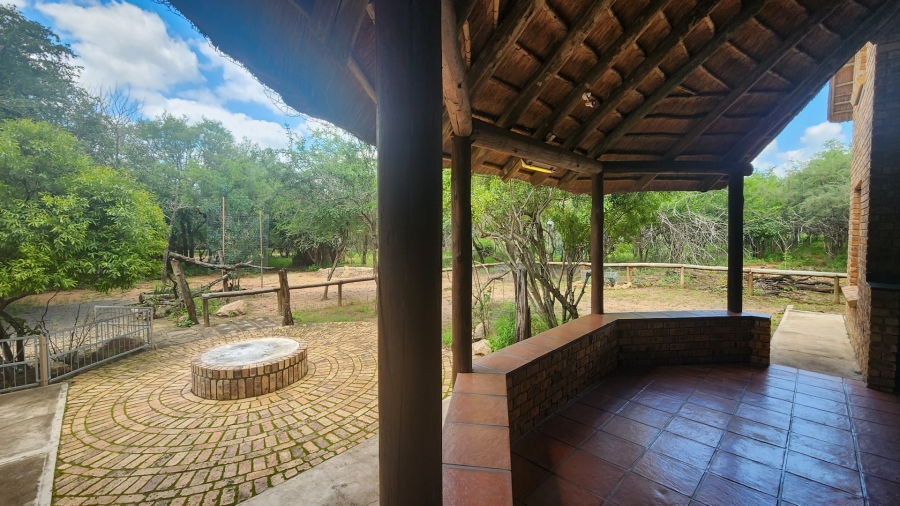 4 Bedroom Property for Sale in Marloth Park Mpumalanga