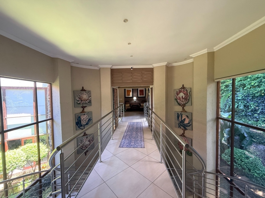 6 Bedroom Property for Sale in White River Country Estate Mpumalanga