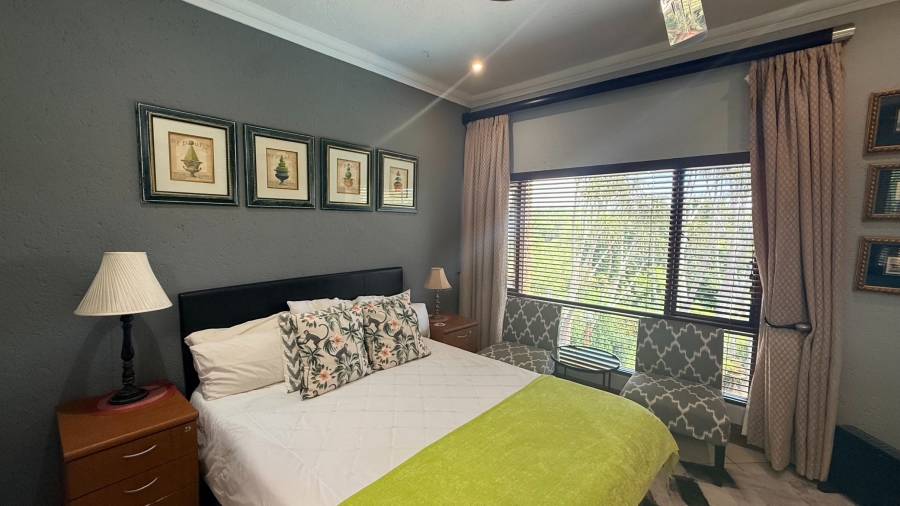 6 Bedroom Property for Sale in White River Country Estate Mpumalanga