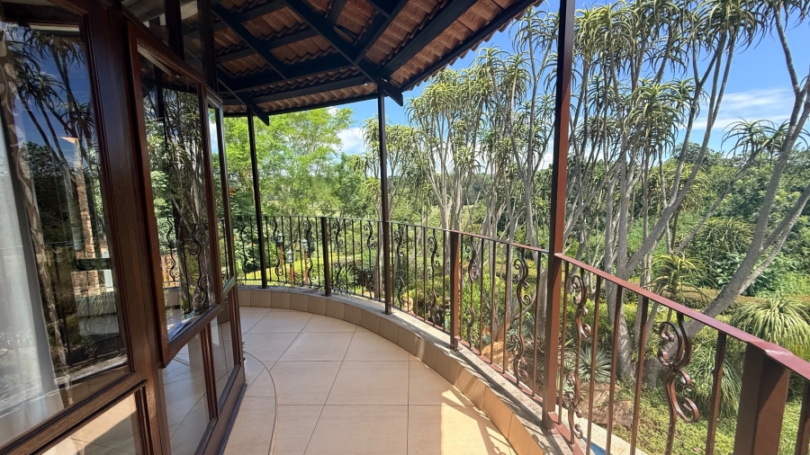 6 Bedroom Property for Sale in White River Country Estate Mpumalanga